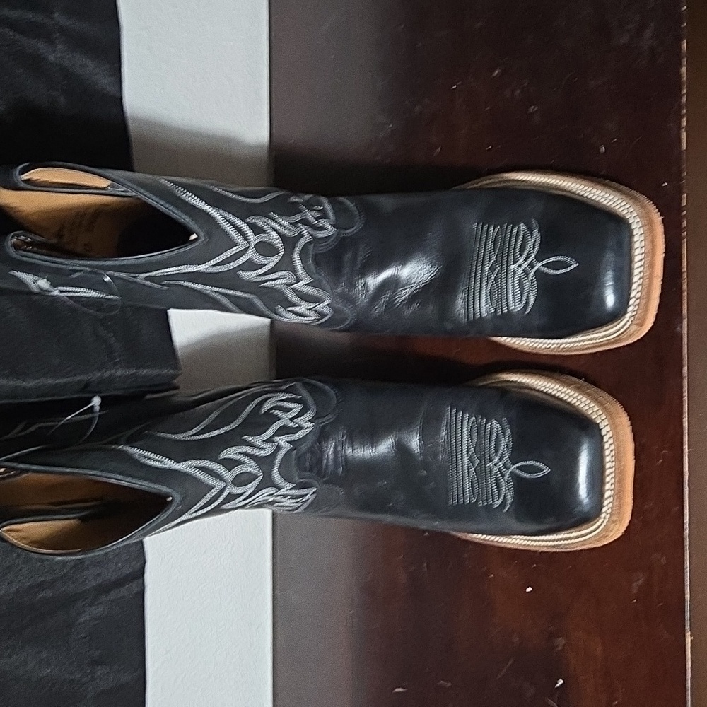 Mens Justin Boots Size 11 EE